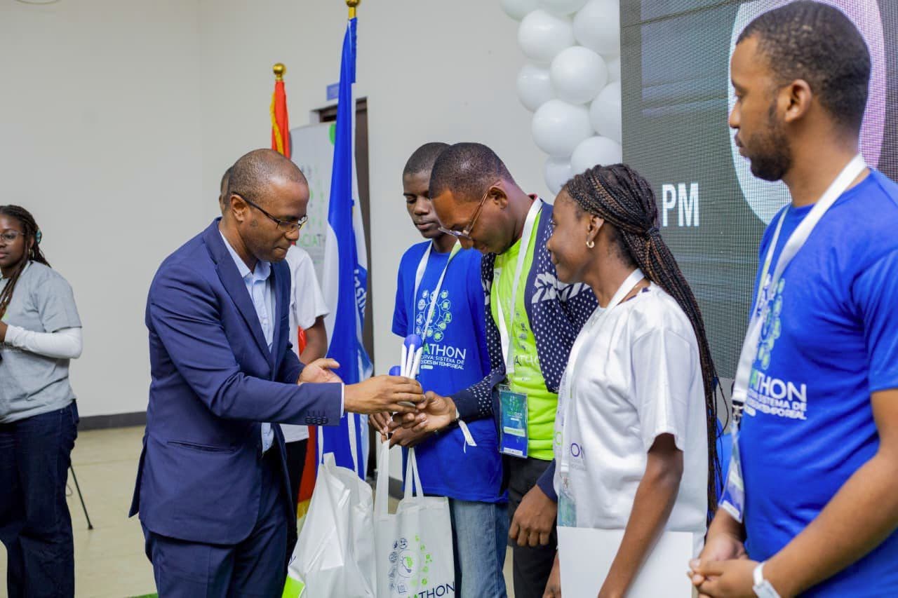 NOSSA Seguros Hackathon 2025 – Fraud Prevention - 4